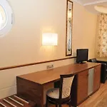 Mizse Motel 2*