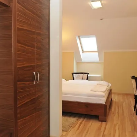 Motel Mizse 2*