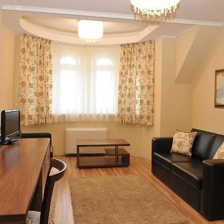 Mizse 2* Лайошмиже